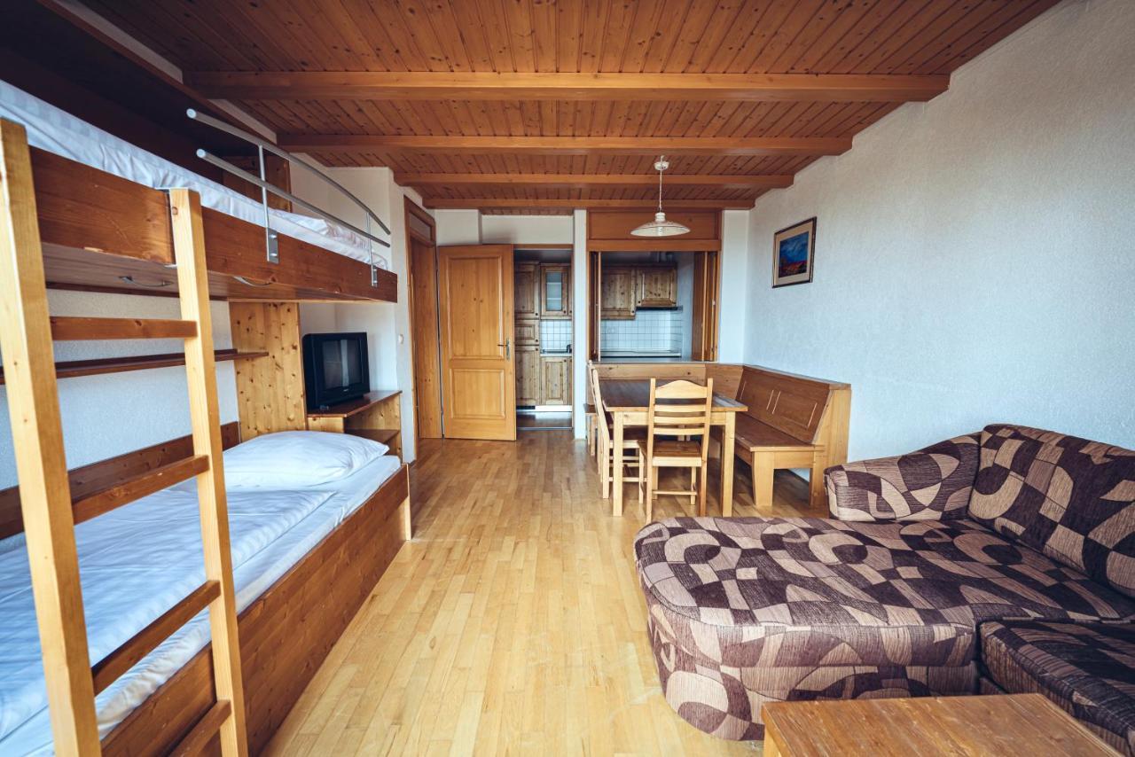 Pohorje Village Wellbeing Resort - Forest Apartments Videc Hočko Pohorje Exteriör bild