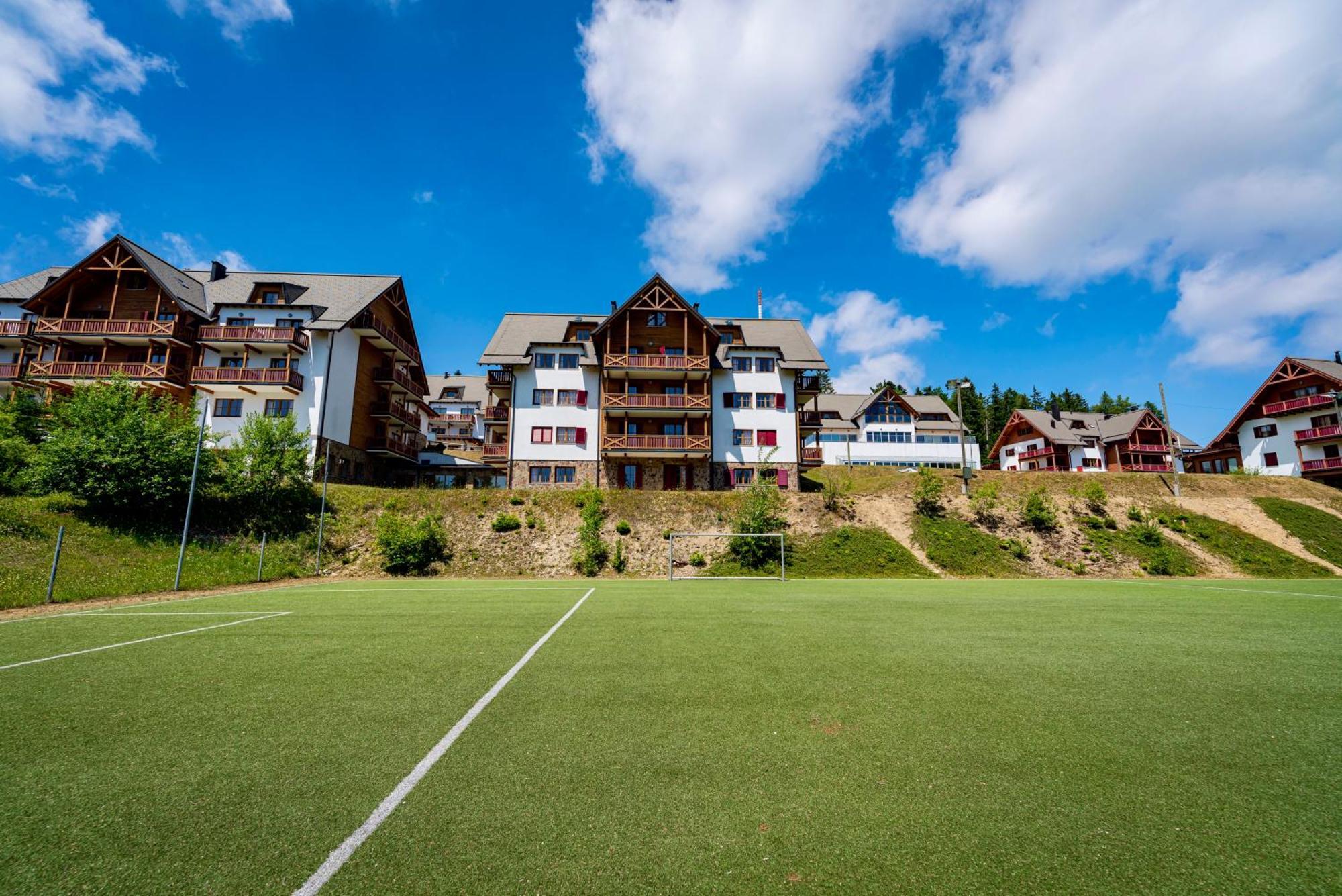 Pohorje Village Wellbeing Resort - Forest Apartments Videc Hočko Pohorje Exteriör bild